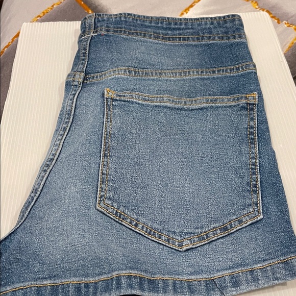 Forever 21 Light Blue Jean Shorts hight wasted - Picture 5 of 5
